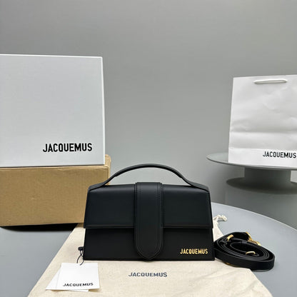 JACQUEMUS