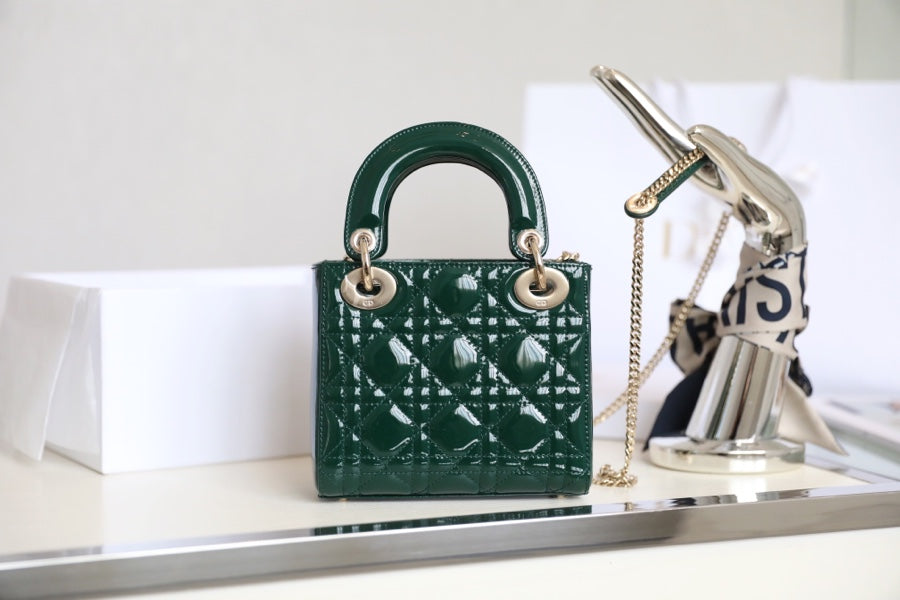 Dior