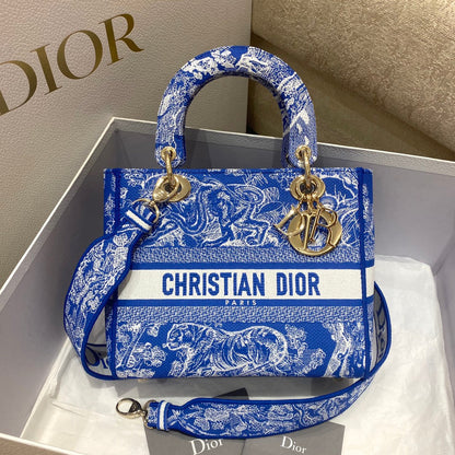 Dior