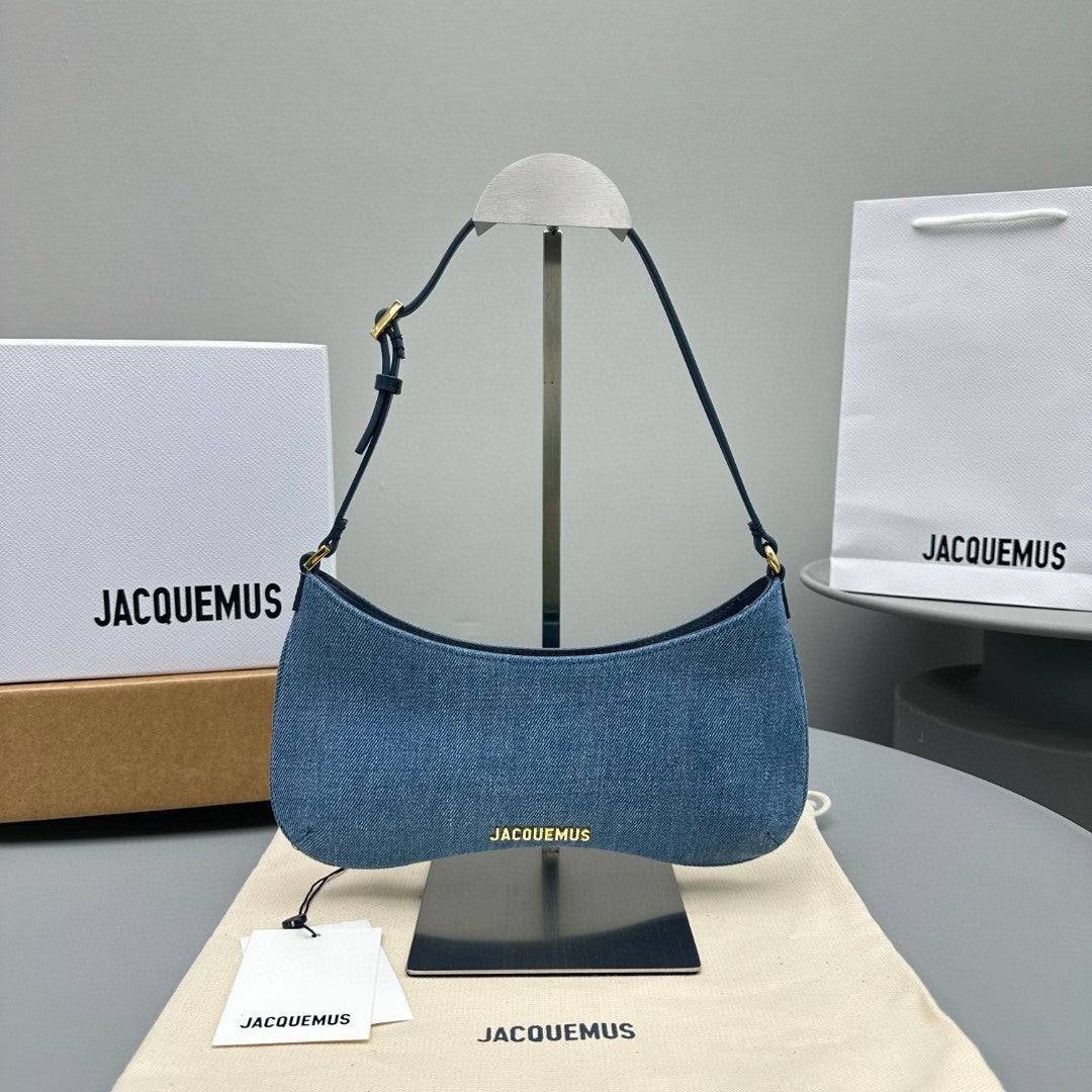 JACQUEMUS