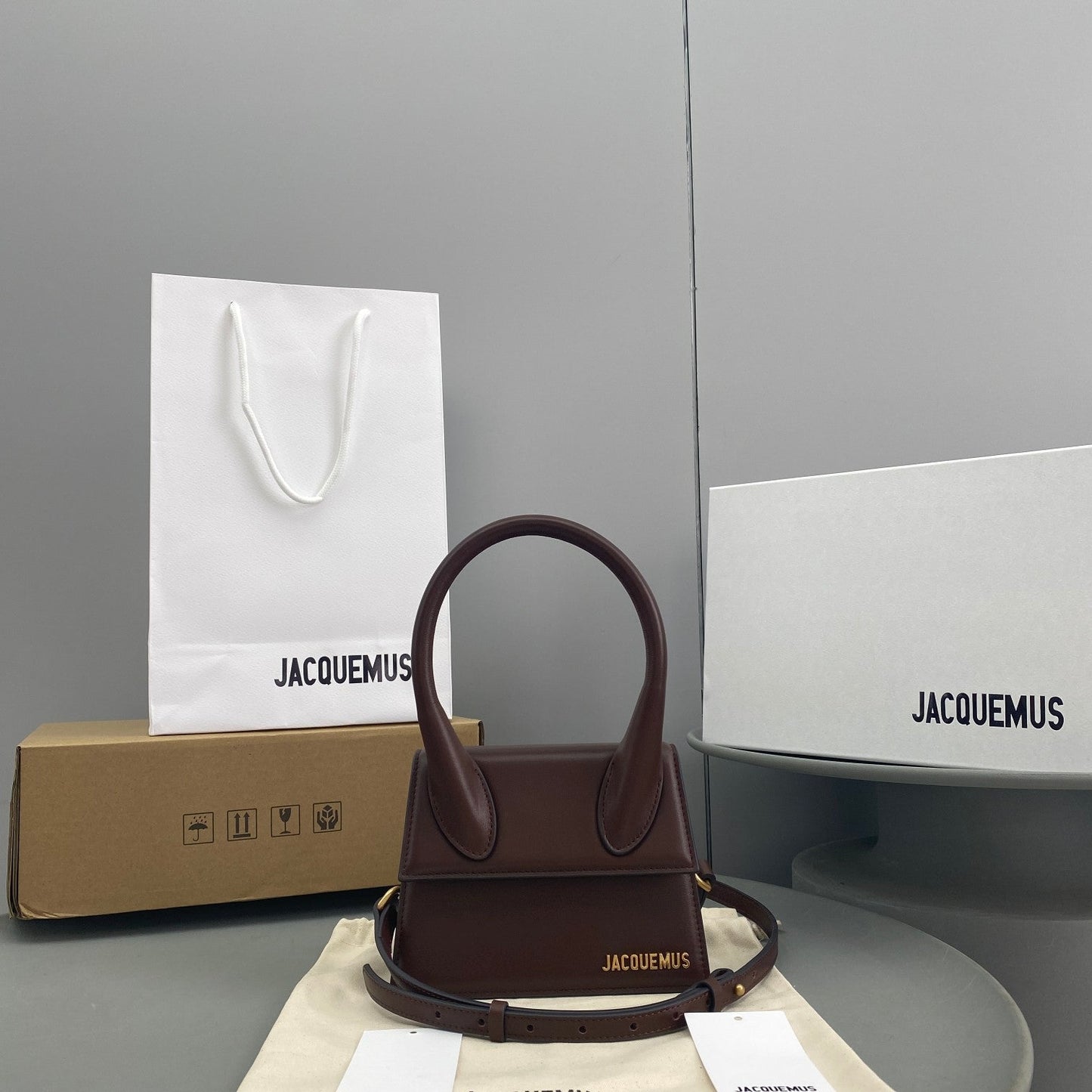 JACQUEMUS