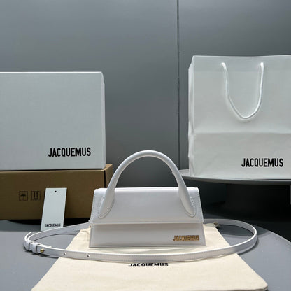 JACQUEMUS