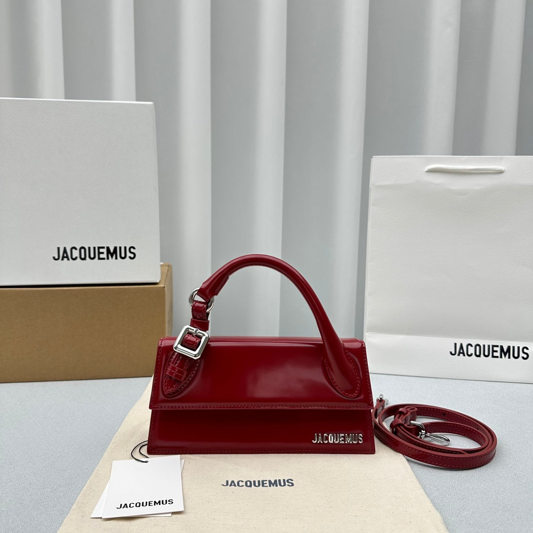 JACQUEMUS