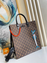 L-V M45667 Sac Plat HANDBAG
