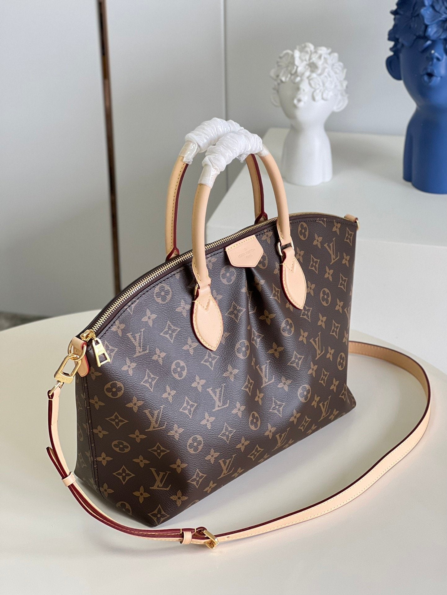 L-V M45987 Boétie Monogram handbag