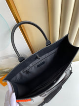 L-V M45667 Sac Plat HANDBAG