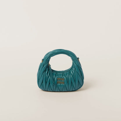 Mini borsa hobo Wander in nappa matelassé