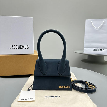 JACQUEMUS