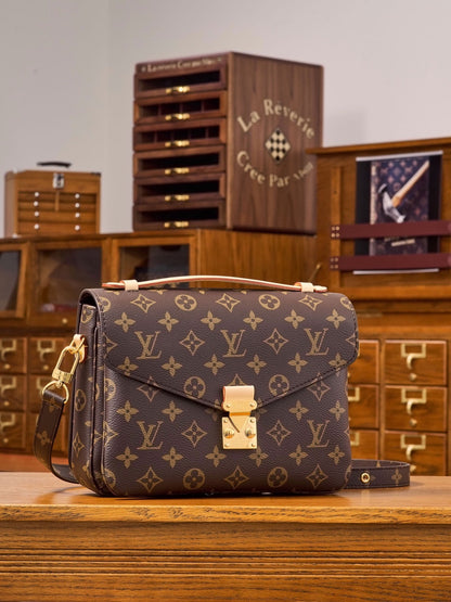 Louis Vuitton Metis