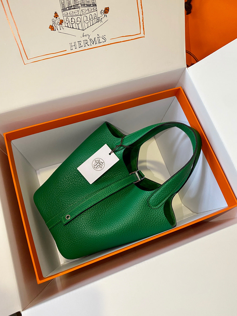 Hermès